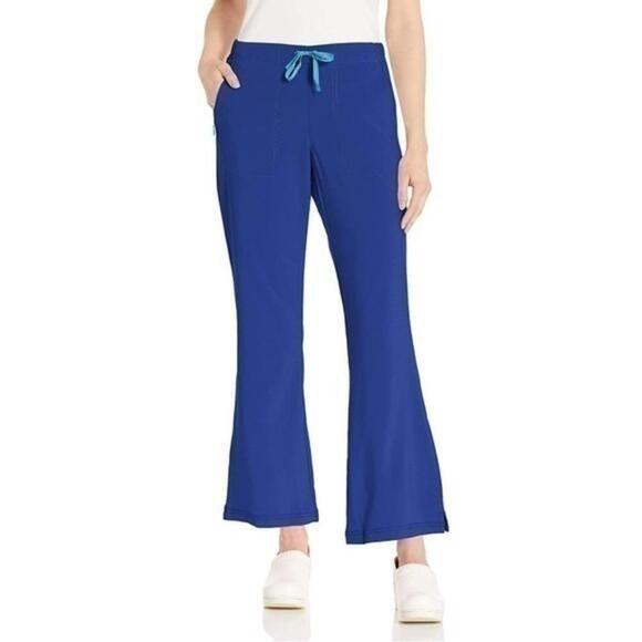 NWT Carhartt Women's Flat Front Flare Scrubs Pant - Picture 1 of 2